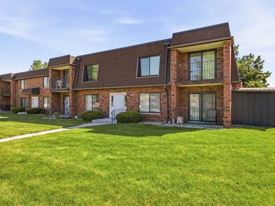5712 Golden Ct NE APT 59