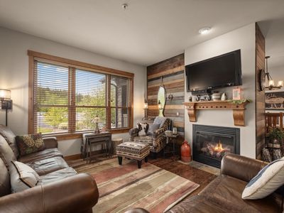6104 Monterra Ave APT G
