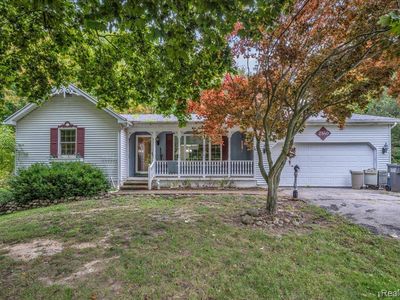 Property at 2840 Watchhill Dr, Lapeer, MI