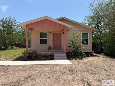 208 Western Blvd