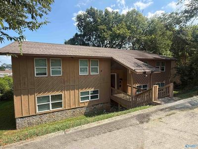 1408 Ascent Trl NW