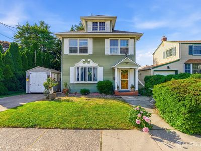 2 Claremont Ave