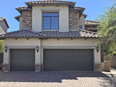 6903 E PORTIA Street