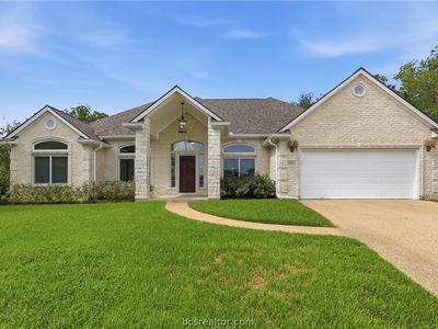 1200 Beacon Ct