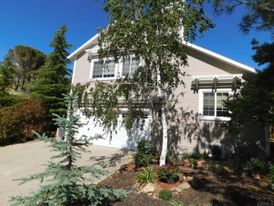 3355 Lakeview Dr
