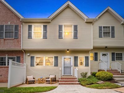 29 Riga Ct