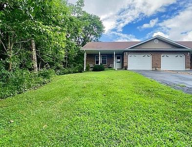 1602 Napoleon Dr
