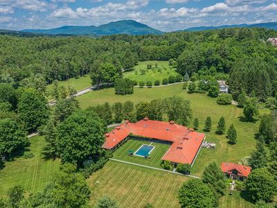 2236 River Road