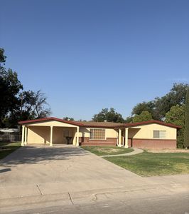 1303 N Country Club Cir