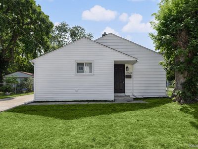 32604 Montmorency St