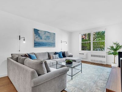 100 W 12th St APT 2D