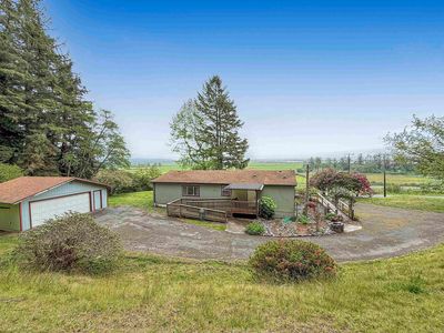 11901 Ocean View Dr