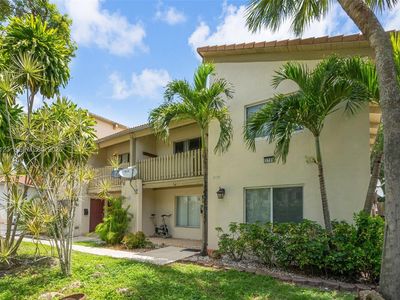 3711 Riverside Dr
