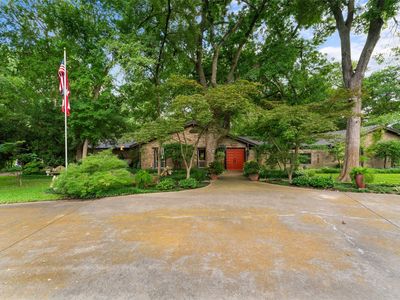 1110 Green Valley Ln