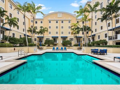 8395 SW 73rd Ave APT 905