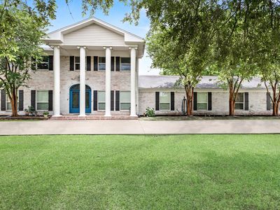 2502 Reins Rd