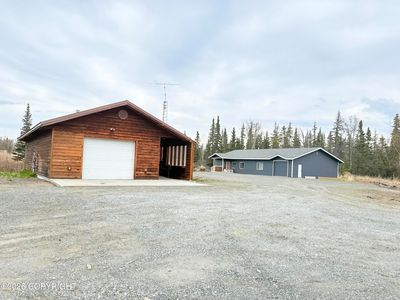 53350 Empress Ave