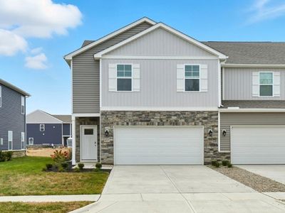 1385 Marinelli Dr E