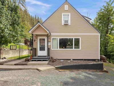 724 Floyd Ave
