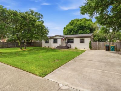 623 Mimosa Ave