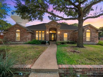 2324 Paddington Way