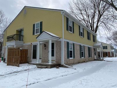 24722 Meadow Creek Dr