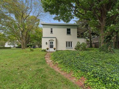 1002 Pasadena Dr