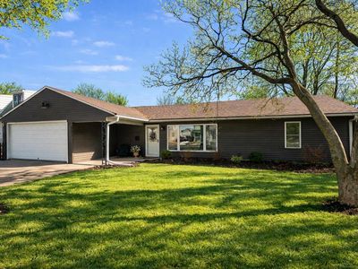 805 North Oakwood AVENUE