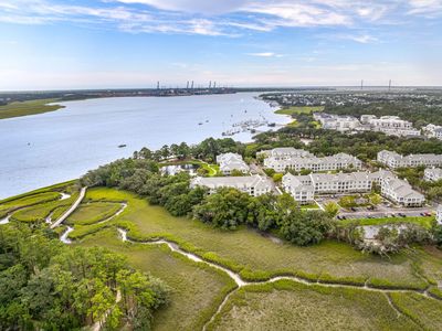 130 River Landing Dr Unit 6102
