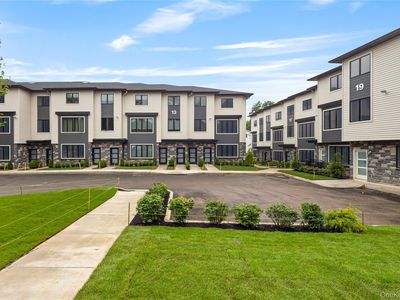 17 Lazer Court #111