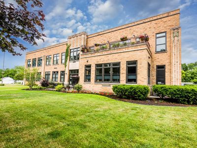2214 S State St Unit 209