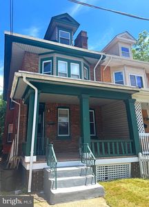 48 Atterbury Ave