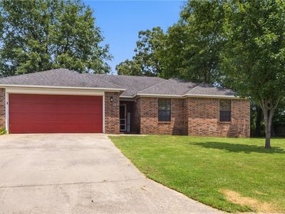102 Willow Oak Dr