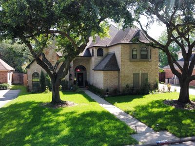 20006 Erika Way Dr