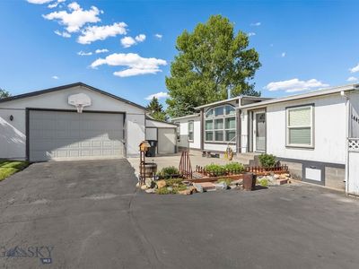 1447 Sunrise Ln