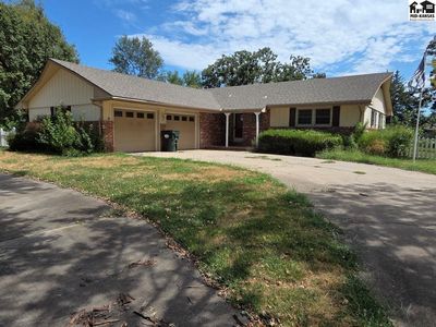 3802 Quivira Dr