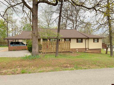 Property at 502 Pioneer Trail Dr, Mountain Home, AR