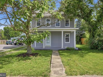 247 W Main St