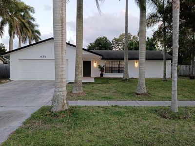 430 La Mancha Avenue