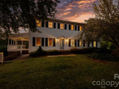 1522 Midland Dr