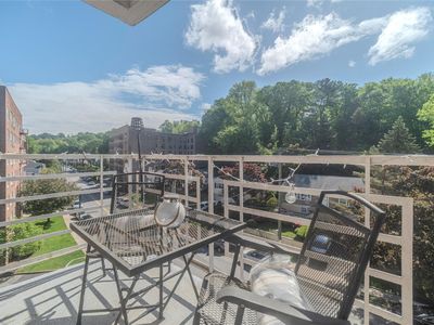 679 Warburton Avenue #6K