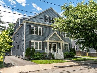 17 Washington Ave #4