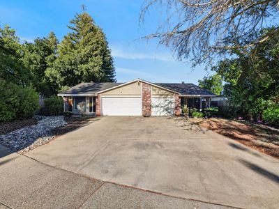 5846-5844 Fledgling Ct