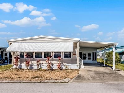 521 Lakeside Ranch Way