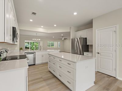 7 Clairborne Ct