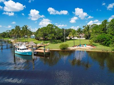 2561 SE North Lookout Boulevard