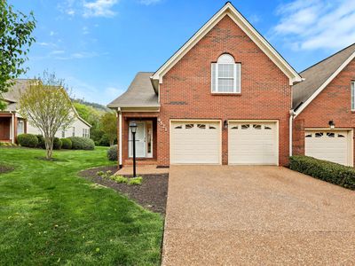 4521 Solomon Seal Trl