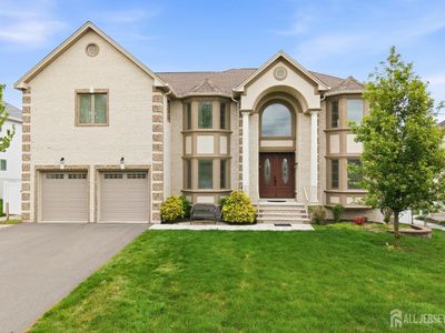 14 Hillsdale Rd