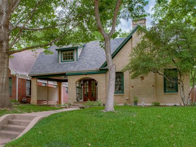 1111 N Winnetka Ave