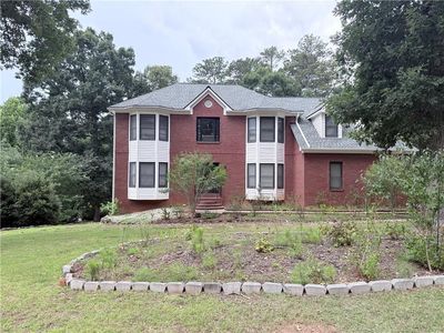 3715 Millers Pond Way
